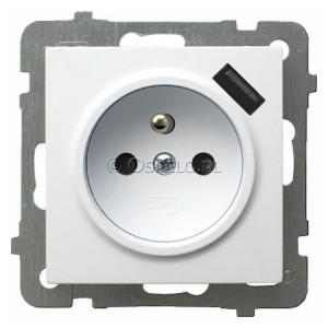 GP-1GZPUSB/m/00 Gniazdo pojedyncze z uziemieniem, przesłonami torów prądowych i ładowarką USB Typu A 5V/2.1A 16A (Szybkozłącza) Biały Ospel As - Widok z przodu