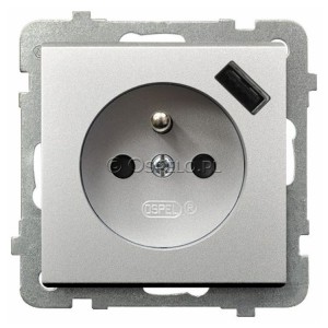 GP-1RZPUSB/m/38 Gniazdo pojedyncze z uziemieniem i ładowarką USB 5V 2,1A oraz z przesłonami torów prądowych 16A (Szybkozłącza) Srebro Mat Ospel Sonata - Widok z przodu