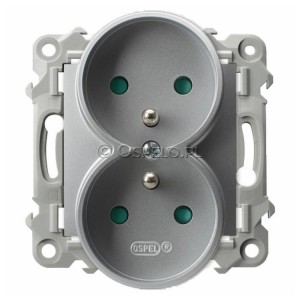 GP-2ZRZP/m/18 Gniazdo podwójne z uziemieniem i przesłonami torów prądowych 16A (Zaciski śrubowe) Srebro Ospel Szafir - Widok z przodu